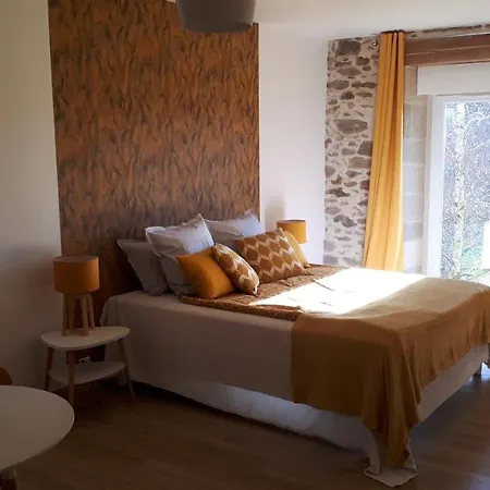 D'hotes De Campagnet Bed & Breakfast 3*